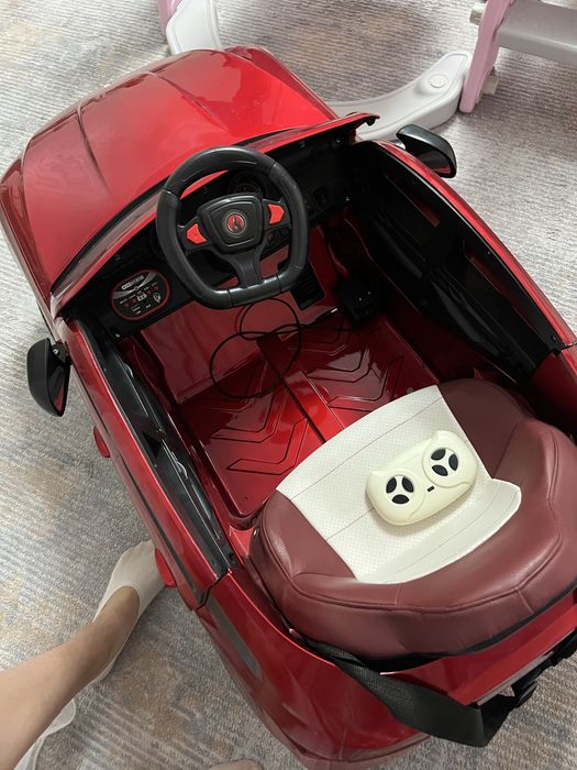 Продам автомобиль детский