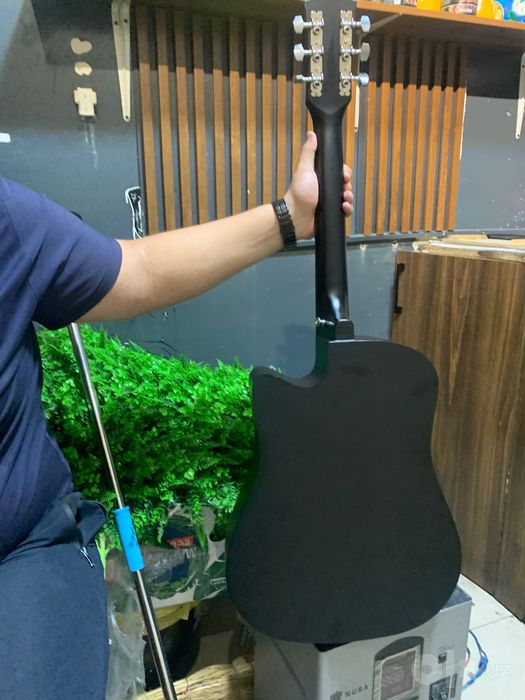 gitara gitara gitara