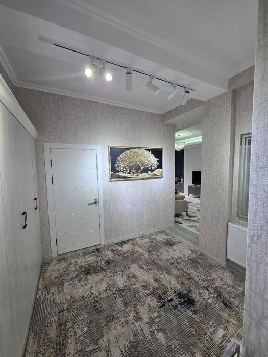 №4608 Продается квартира с ремонтом корасув