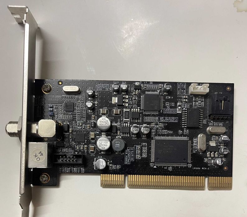 tv  tuner на компьютер тюнер