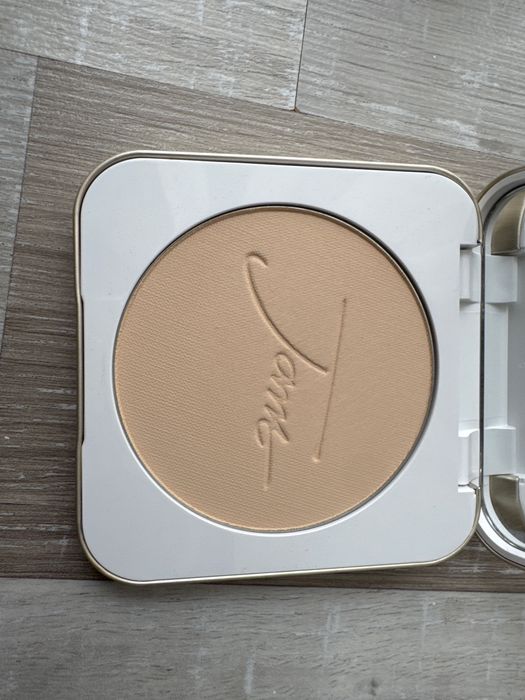Jame iredale mineral foundation set