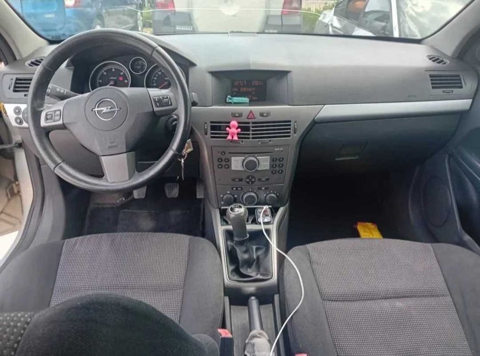 Opel astra h coupe 1.9 diesel