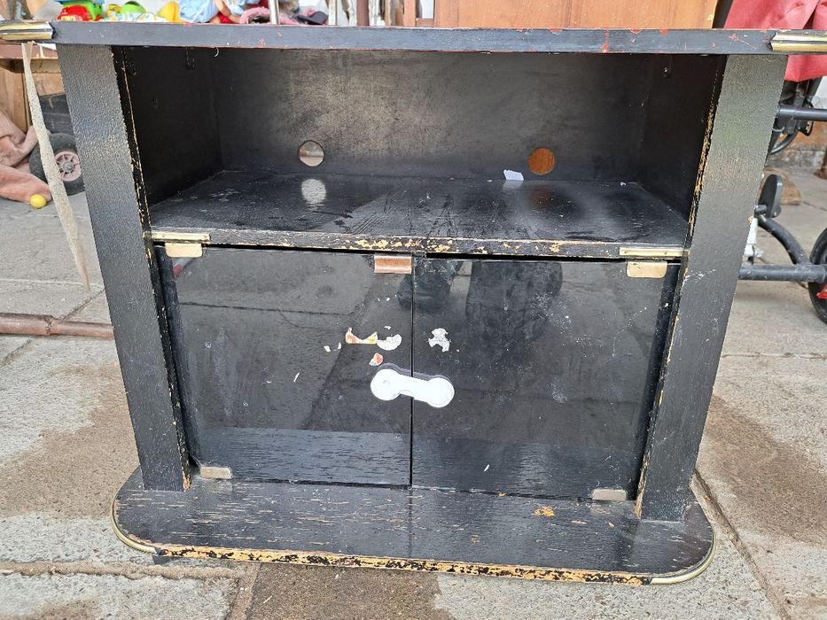 Отдам полка под тел.