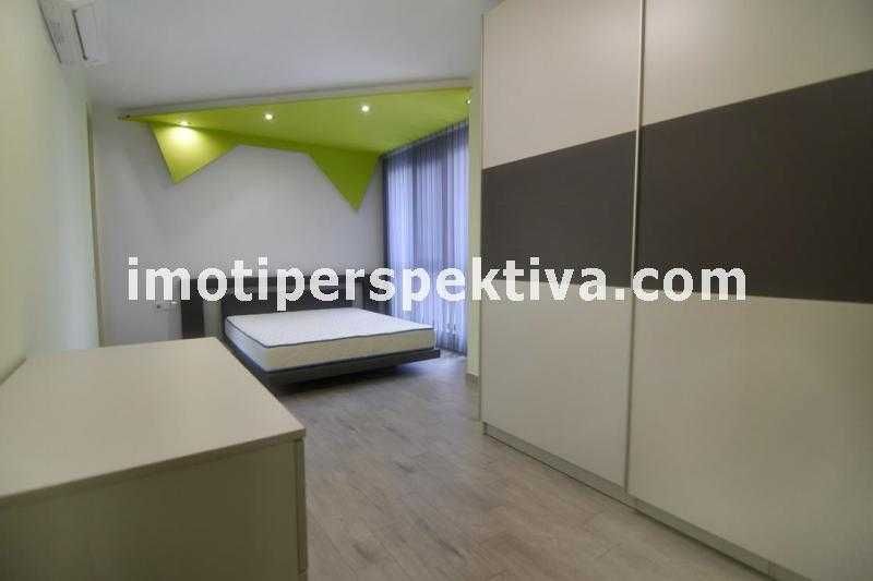 Продава се Тристаен апартамент в Пловдив, Кючук Париж - 100 кв.м за 2000 €/кв.м - Снимка #7