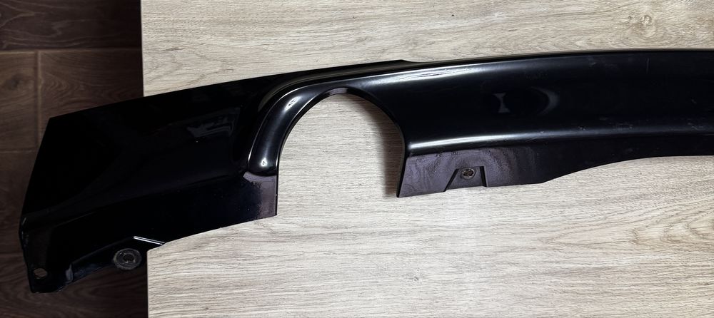 Добавка задна броня дифузиор BMW F30 340, 335 черен лак ОЕМ