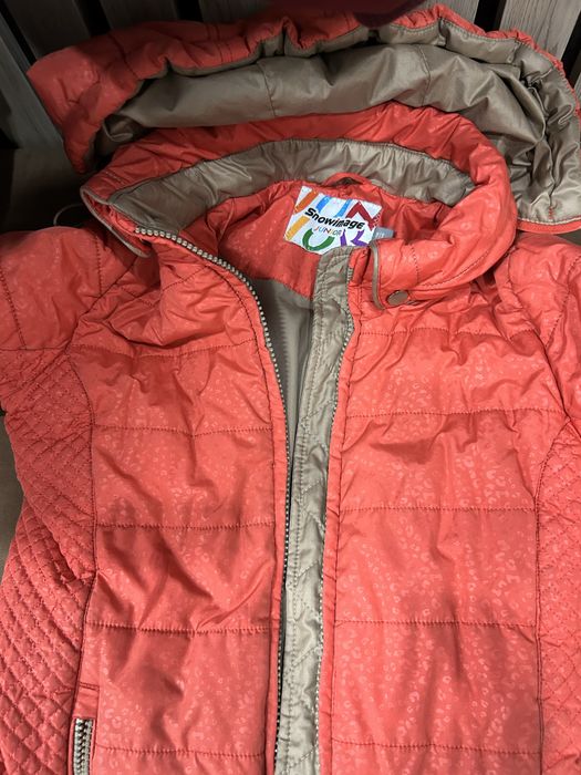 Продаю куртку для девочки