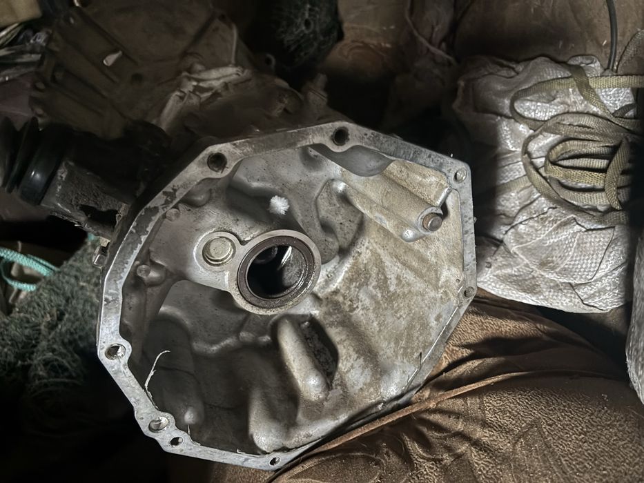 Коробка от прадо 5L механика