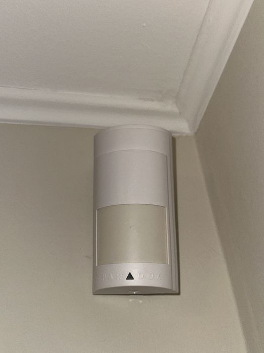 Sistem Centrala Alarma Paradox Sirena Tastatura Wireless Detector misc