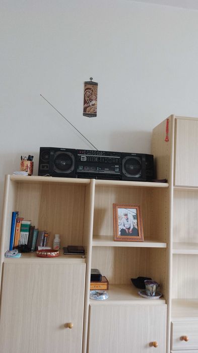 Радиокасетофон,без драскотина.24 w.