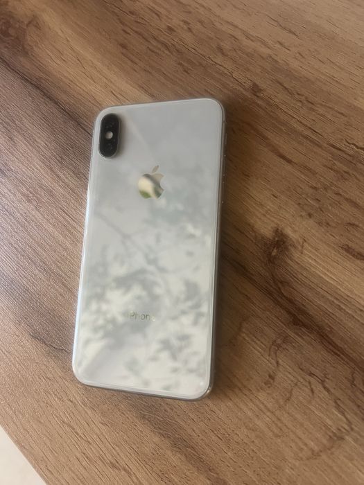 Телефон Iphone 10 белый 256Гб б/у