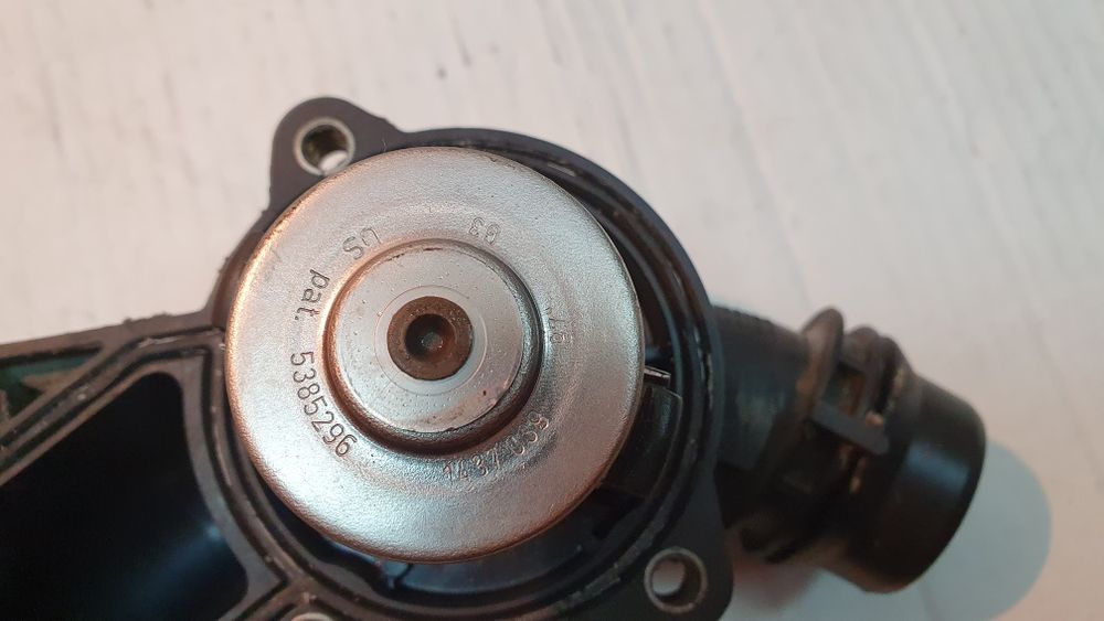 Запчастьи БМВ Х5 2004