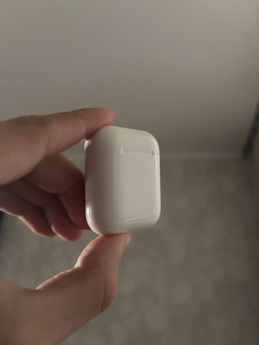 Продаются AirPods 2