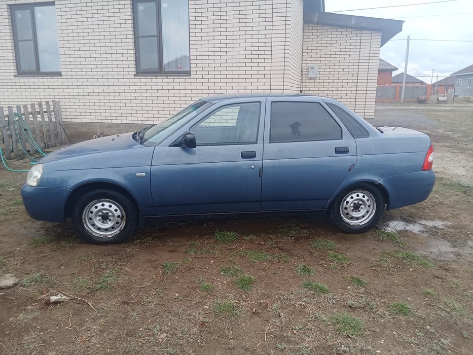 Продам автомашину ВАЗ марки приора