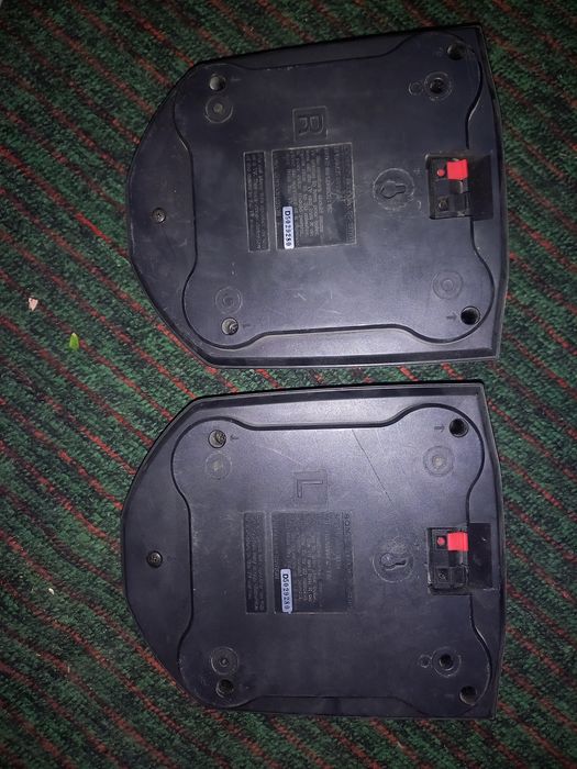 Продается колонки SONY фирменные  сотилади