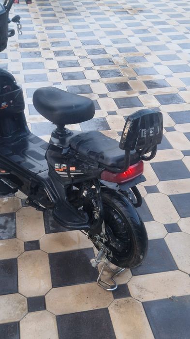 Продам электро скутер  SUP