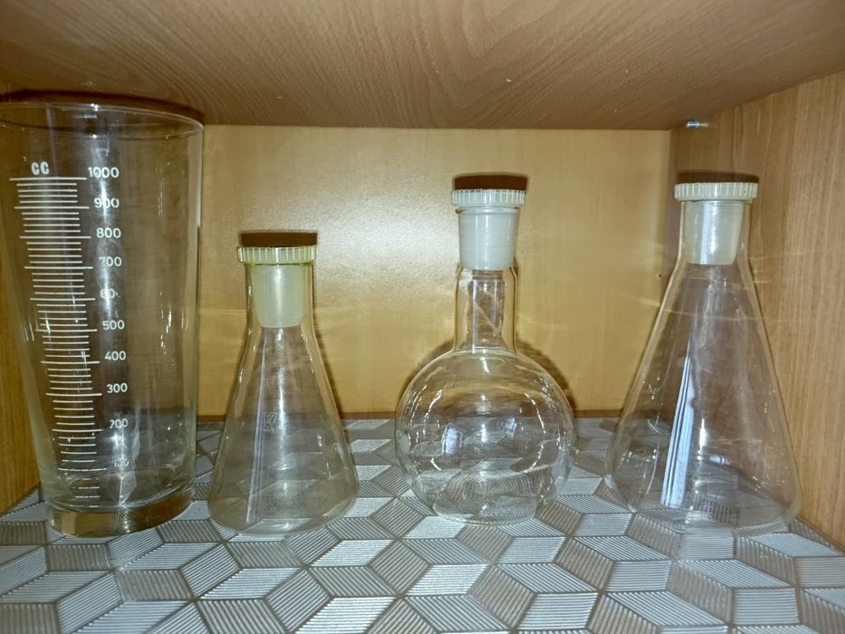 Лабораторные колбы