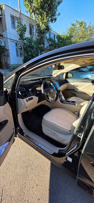 Продам toyota venza 2013г.