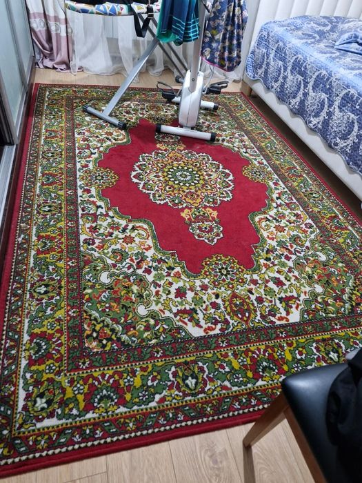 Продам ковры 2 шт