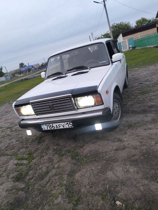 Продам ВАЗ 2107 Карбюратор 2001 год