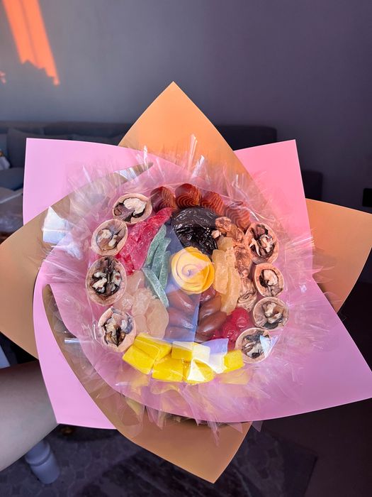 Букеты из сухофруктов