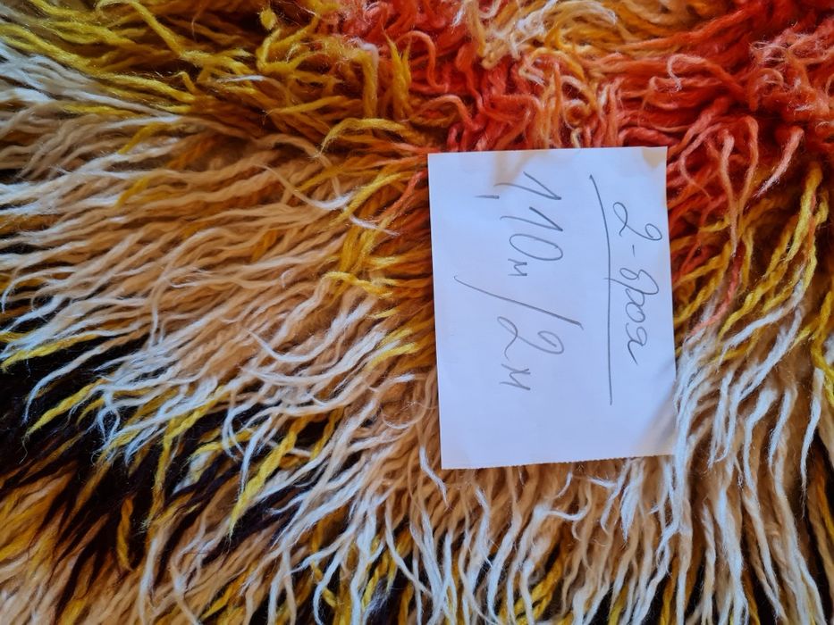 Два броя китеници за ъглови дивани цветни