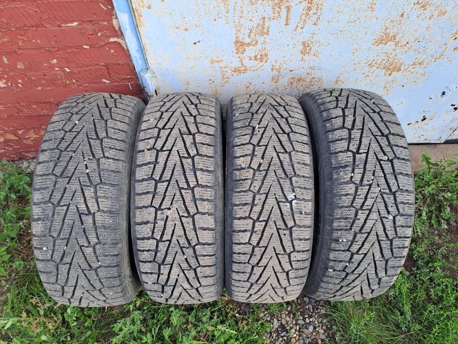 Шины Roadstone Winguard Winspike SUV 235/55/R18. Продам  4 шины