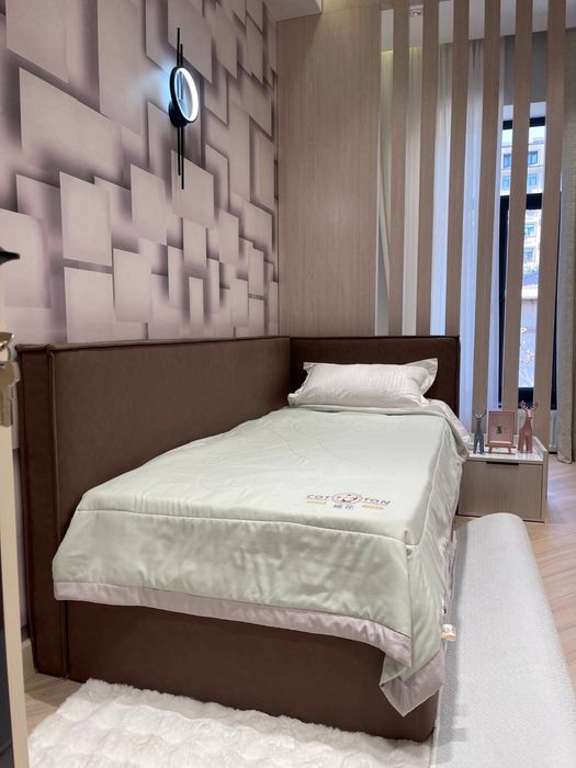 Bolalar uchun yumshoq kravat.