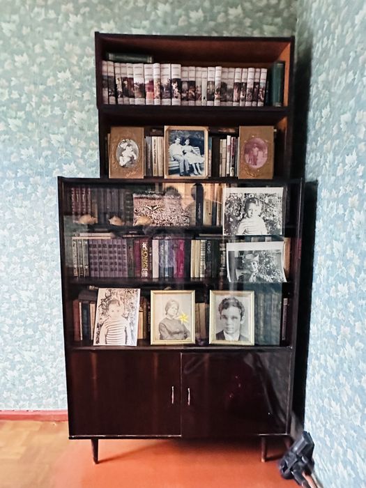 Советская мебель из дерева