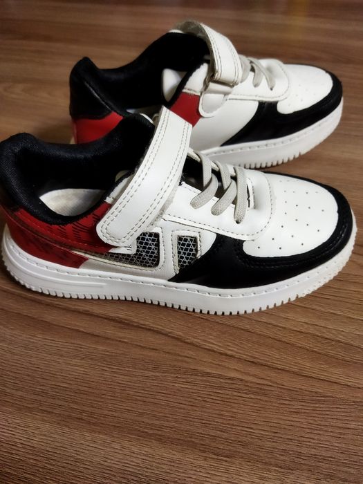 Детский мир - детская обувь