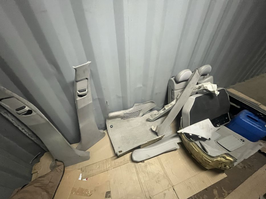 Салон Mersedes W211