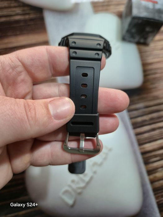 Casio G-Shock GA 2100SU 1A