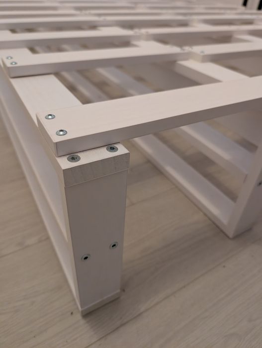 Saltea  Geladi memory foam  și cadru pat lemn