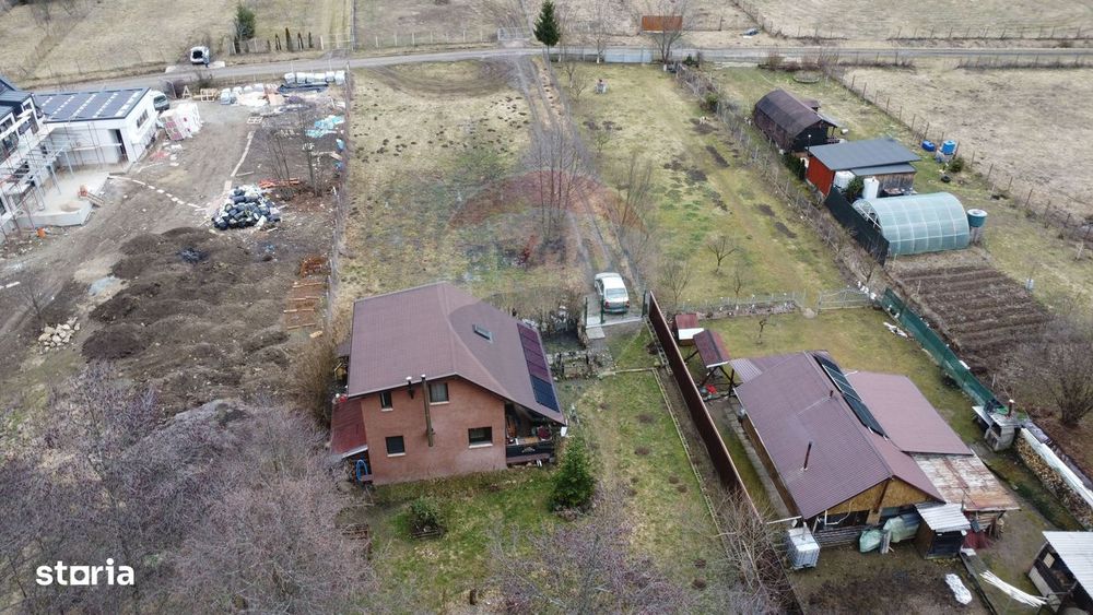 Teren 999 mp. Front 15,70 ml. Valea Garbaului - Floresti