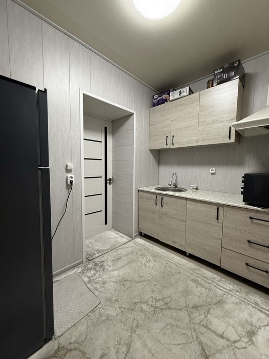 Продается квартира, 1х комнатный, сделанный 2комнатный.