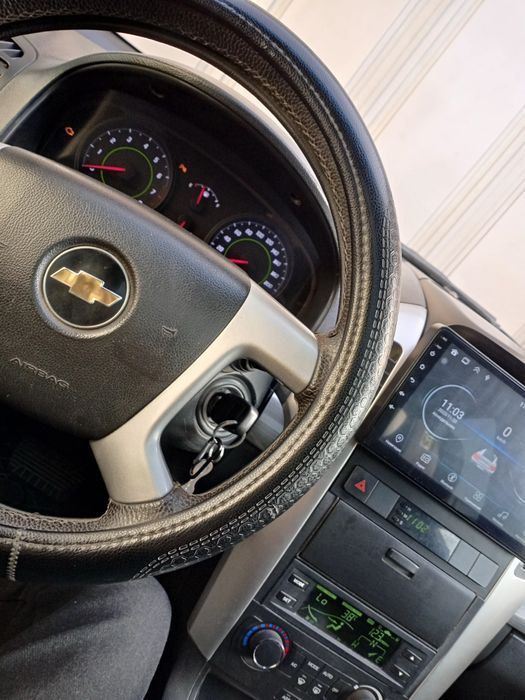 Каптива 1ни 4чи позиция фул Мошинни зур хамма жойи,  петноси бор 2010