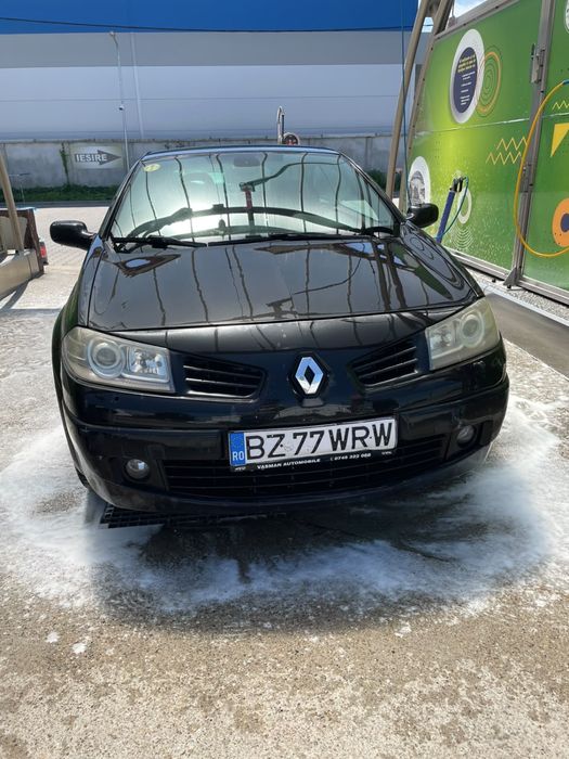 Vând renault decapotabil