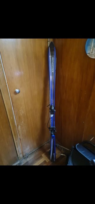Продам лыжи в отличном состоянии