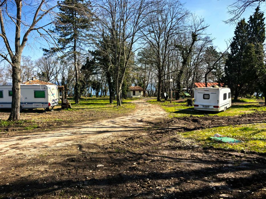 Къмпинг Енерджи - стационарни места за каравани близо до Варна