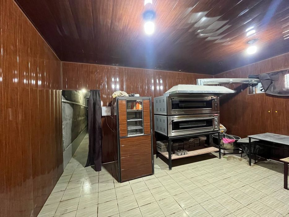 Qarshi shahrida Podval sotiladi, ichida 2ta tayyor biznes bilan birga