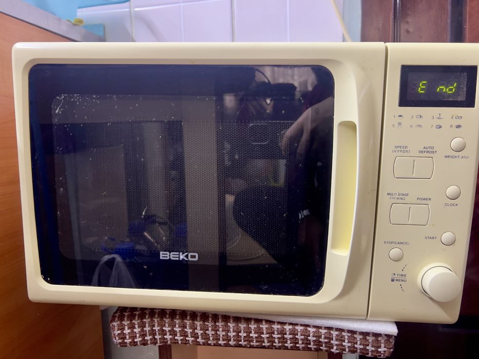 Продам микроволновку Beko