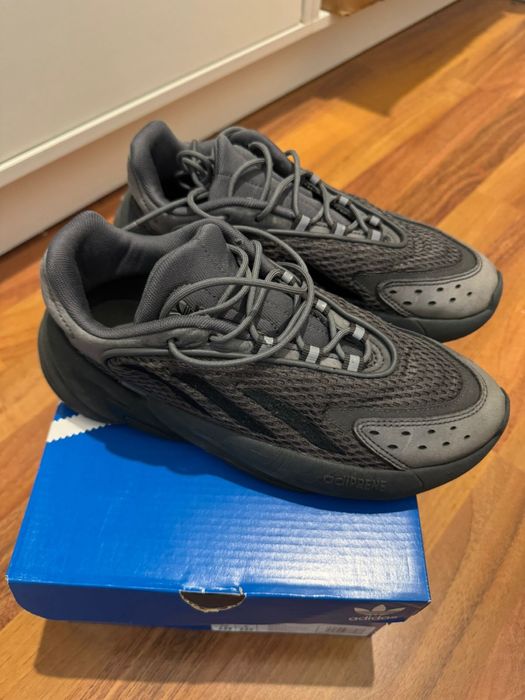 Кроссовки Adidas Ozelia