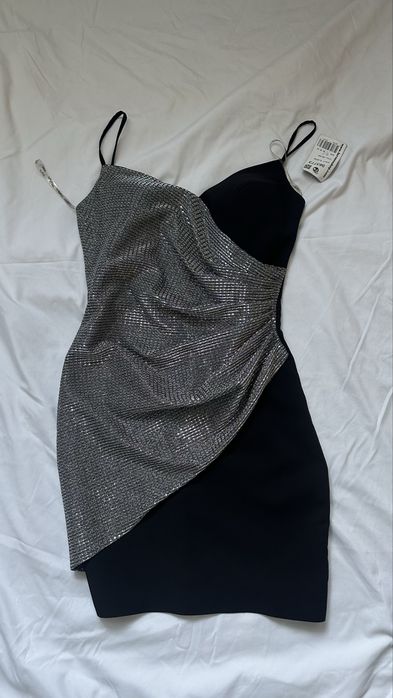 Продам новое платье