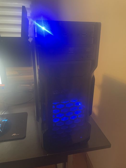 !OFERTA! Vand Pc Gaming i5 / GTX 1060 / SSD+HDD