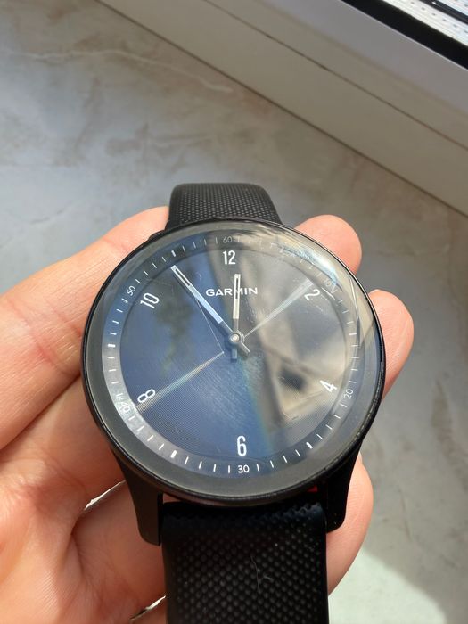 Смарт часы Garmin vivomove sport