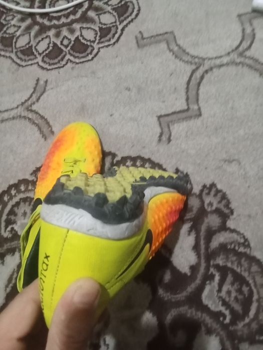 Продам кеды кроссовки