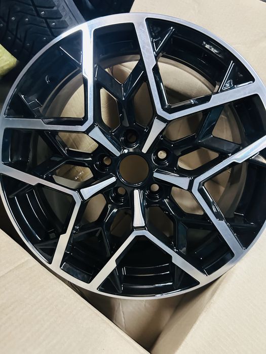 Продам новые диски r17