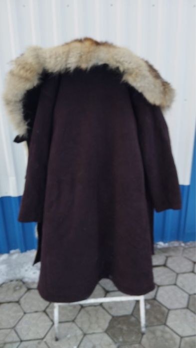 Продам натуральную волчью шубу