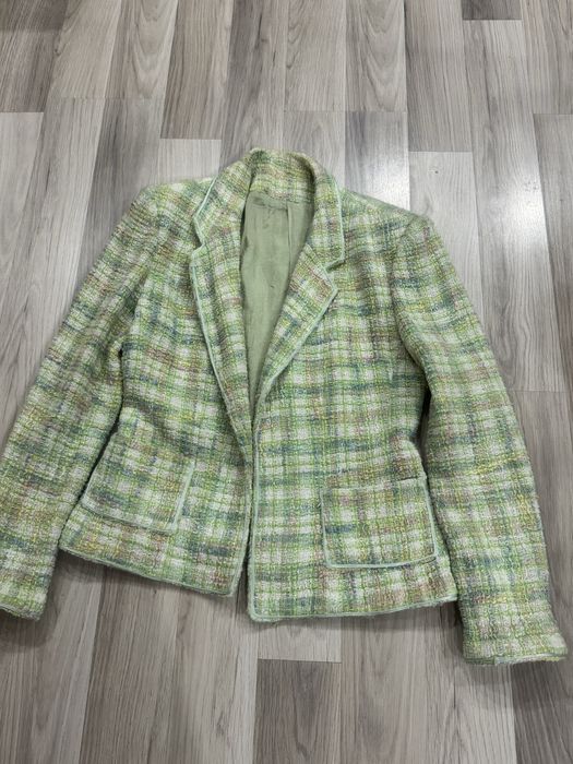 Дънки, тъмносин деним и сака