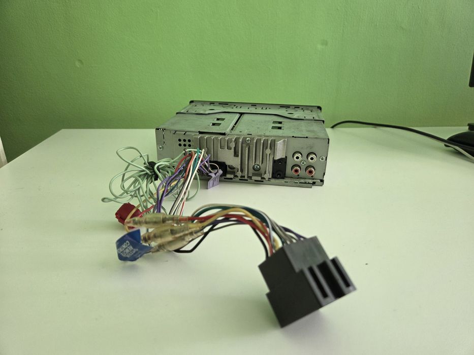 Продавам аудио плеър Pioneer SPH-10BT