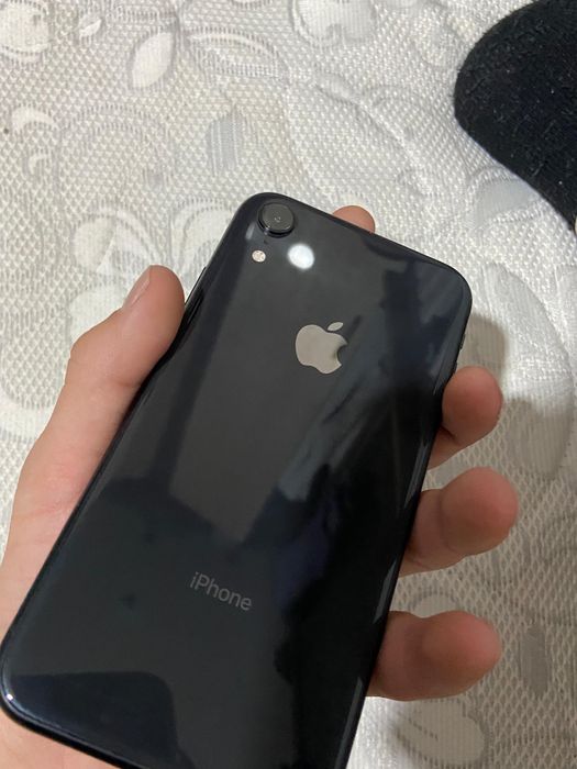 Продам айфон xr 64гб